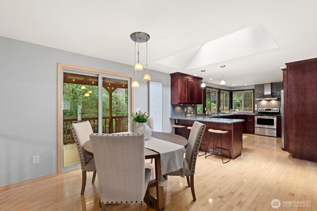 12450 NE 141st Street, Kirkland, WA 98034