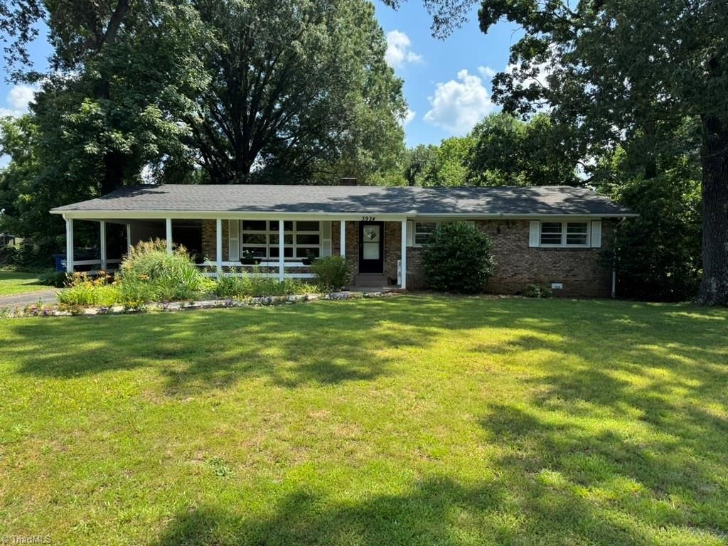 3924 Avera Avenue, Winston-salem, NC 27106