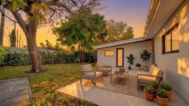 12600 Ixora Rd, North Miami, FL 33181