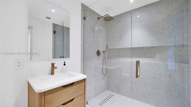 12600 Ixora Rd, North Miami, FL 33181