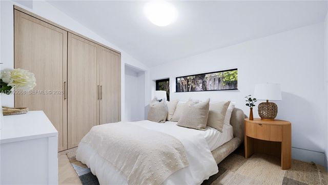 12600 Ixora Rd, North Miami, FL 33181