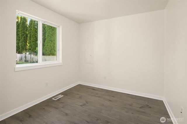 513 4th Street, Sultan, WA 98294