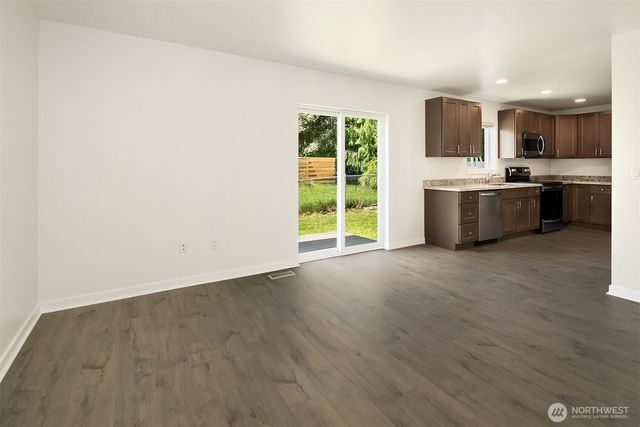 513 4th Street, Sultan, WA 98294