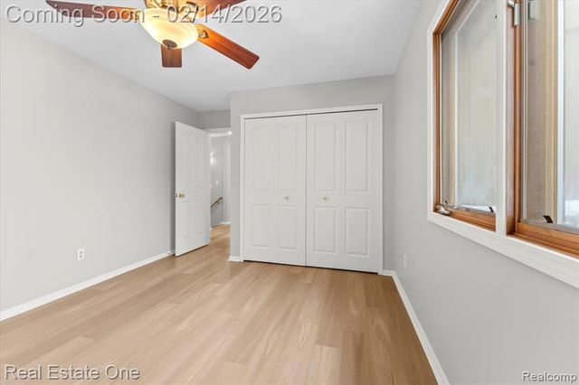 9883 Hawthorne Glen Drive, Grosse Ile, MI 48138