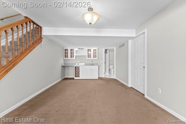 9883 Hawthorne Glen Drive, Grosse Ile, MI 48138