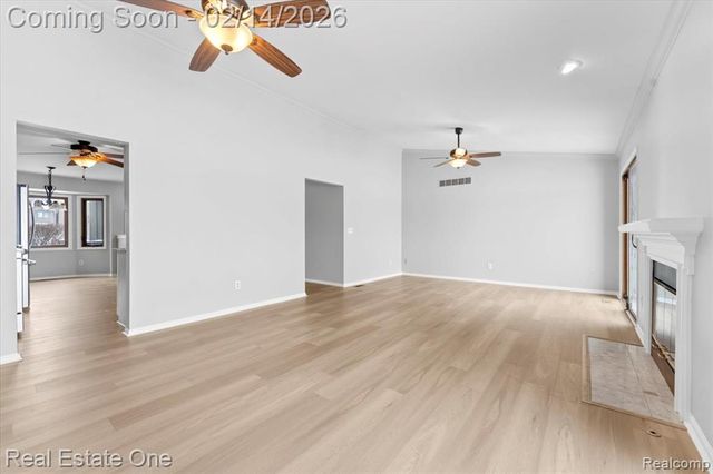 9883 Hawthorne Glen Drive, Grosse Ile, MI 48138