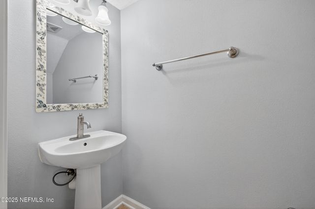 8087 SUMMER BAY Court, Jacksonville, FL 32256