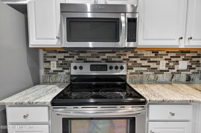 8087 SUMMER BAY Court, Jacksonville, FL 32256