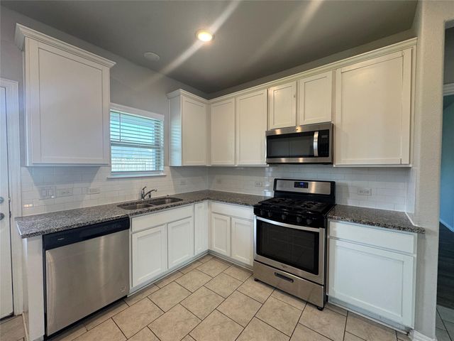 8011 Grandstand Parkway, Fulshear, TX 77441