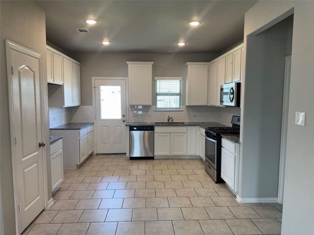 8011 Grandstand Parkway, Fulshear, TX 77441