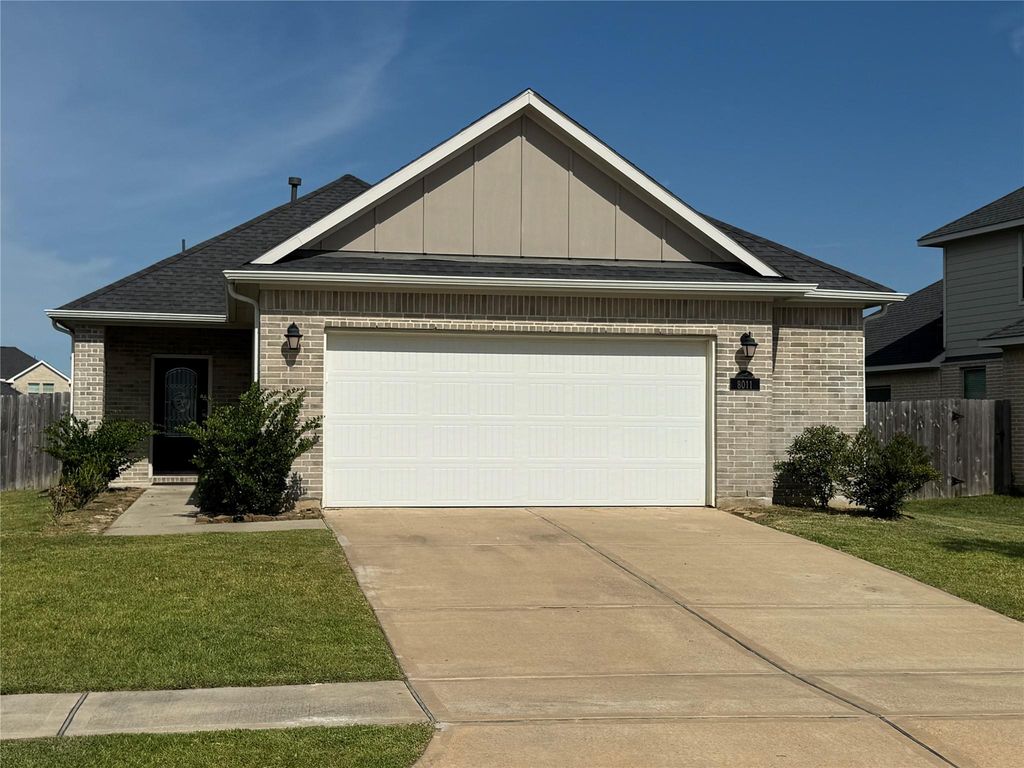 8011 Grandstand Parkway, Fulshear, TX 77441
