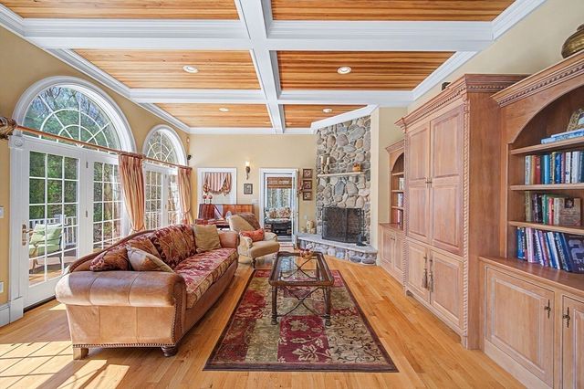 6 Trailside Way, Norfolk, MA 02056
