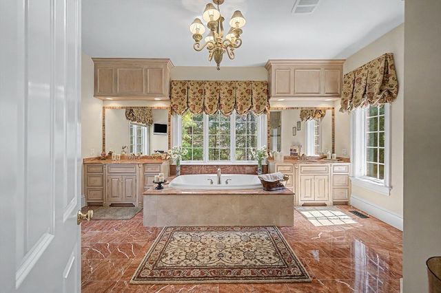 6 Trailside Way, Norfolk, MA 02056