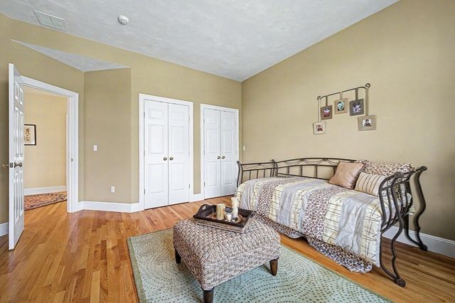 6 Trailside Way, Norfolk, MA 02056