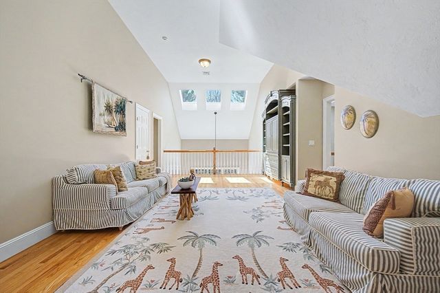 6 Trailside Way, Norfolk, MA 02056