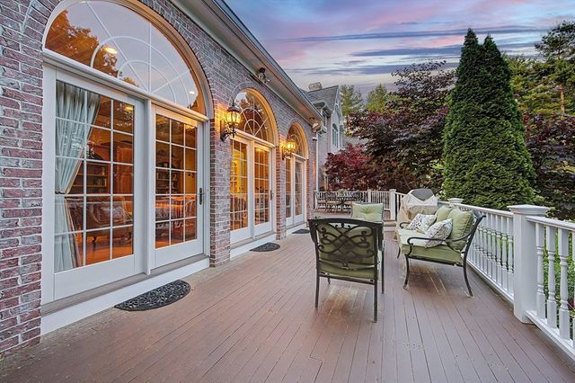 6 Trailside Way, Norfolk, MA 02056
