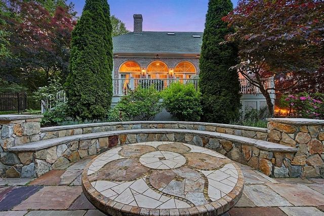 6 Trailside Way, Norfolk, MA 02056