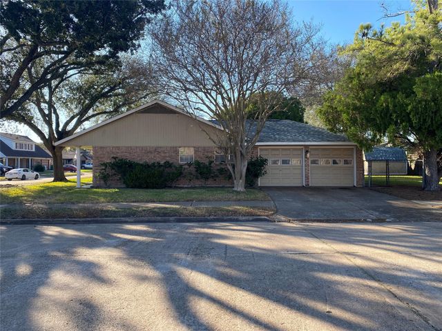 4127 Gallant Fox Drive, Pasadena, TX 77503