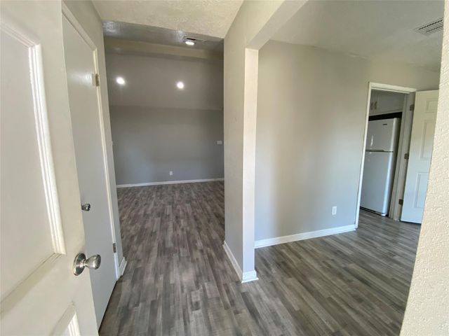 4127 Gallant Fox Drive, Pasadena, TX 77503