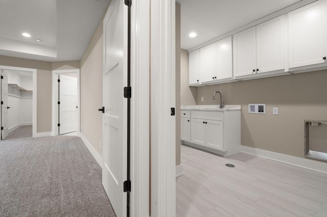 9430 Iris Drive, St. John, IN 46373