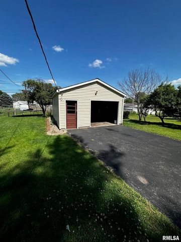 920 5TH Street, Colona, IL 61241