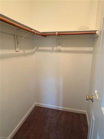 541 Pineland Cir Apt 201, Newport News, VA 23608