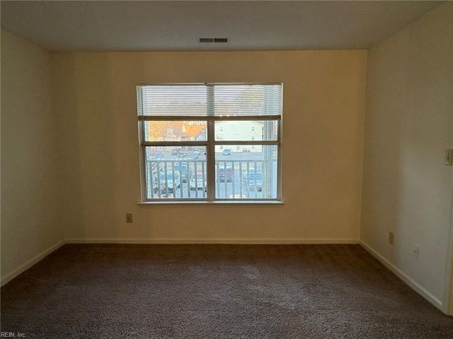 541 Pineland Cir Apt 201, Newport News, VA 23608