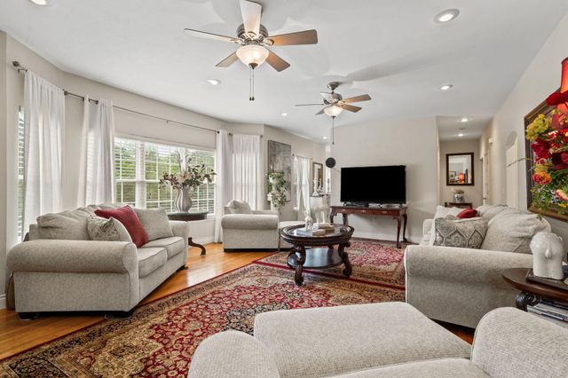 125 Meadowview Lane, Branson, MO 65616