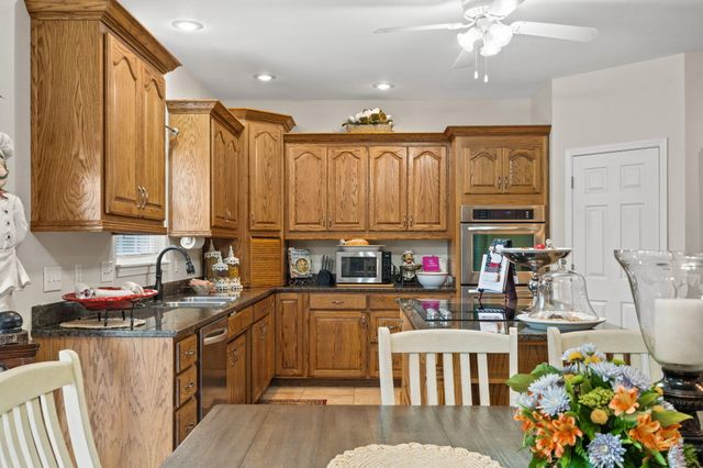 125 Meadowview Lane, Branson, MO 65616