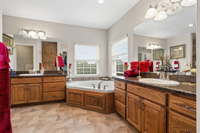 125 Meadowview Lane, Branson, MO 65616