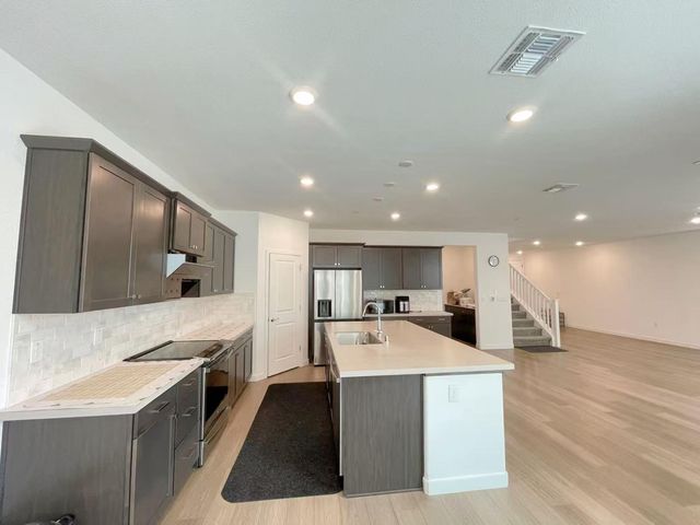 8770 Marygold Way, Elk Grove, CA 95624