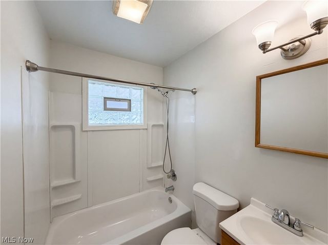 409 Wesley Avenue, Elyria, OH 44035