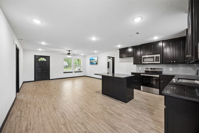 1008 Hereford Drive, Springtown, TX 76082