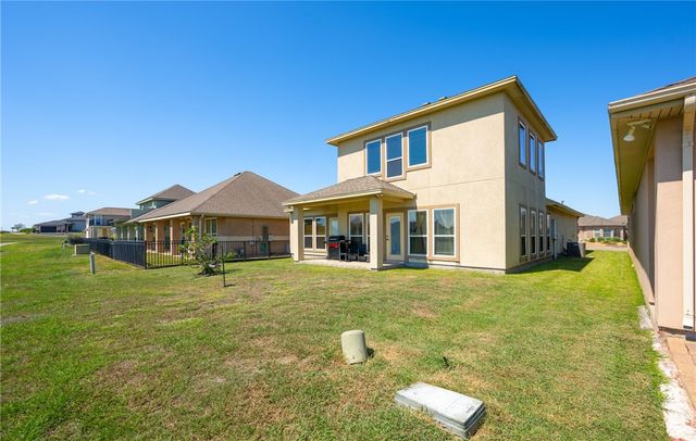 6025 Garden Court, Corpus Christi, TX 78414