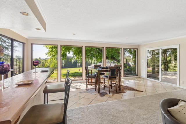 7545 Cardwell Ave, Orangevale, CA 95662