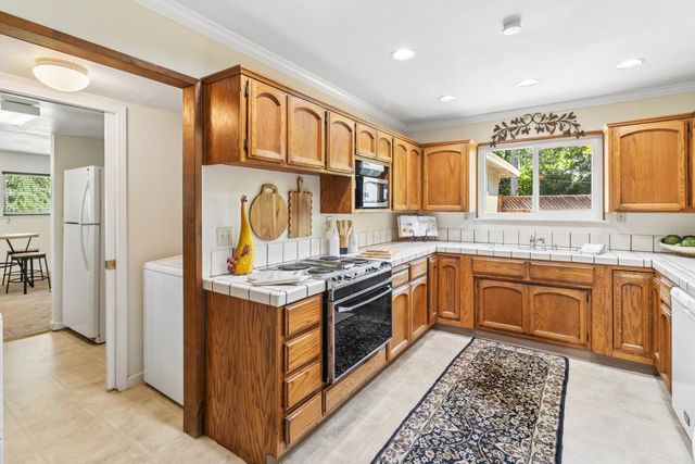 7545 Cardwell Ave, Orangevale, CA 95662