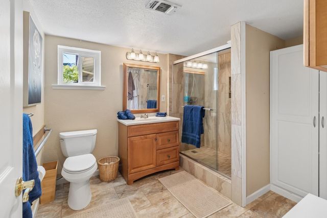 7545 Cardwell Ave, Orangevale, CA 95662