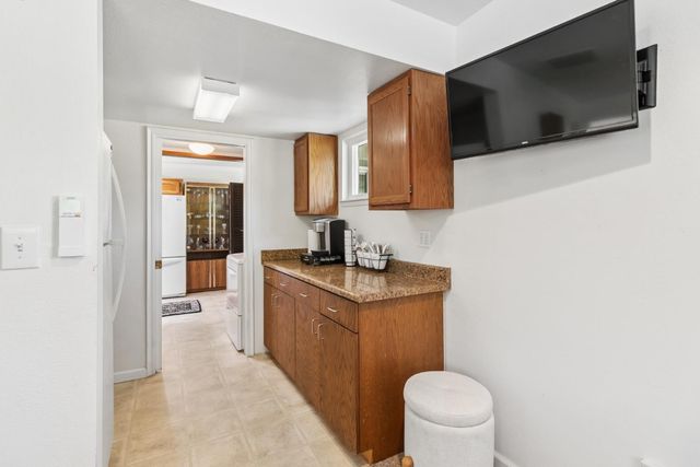 7545 Cardwell Ave, Orangevale, CA 95662