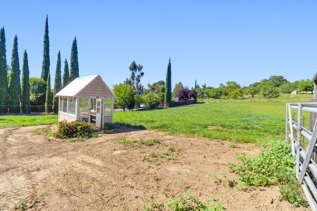 7545 Cardwell Ave, Orangevale, CA 95662