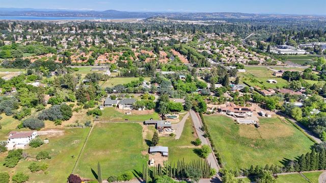 7545 Cardwell Ave, Orangevale, CA 95662