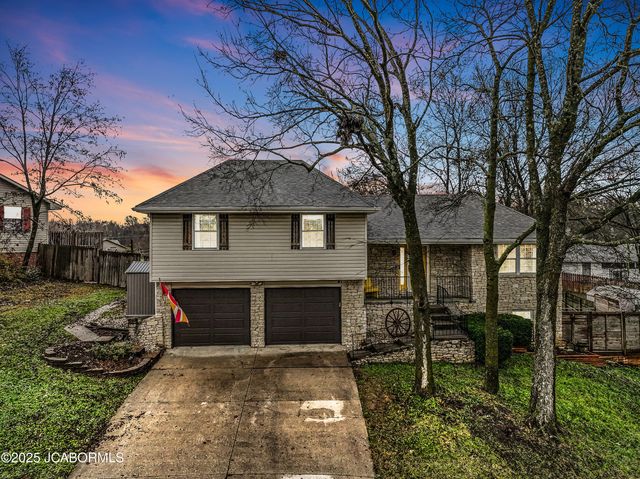 720 JOSEPH DRIVE, Jefferson City, MO 65109