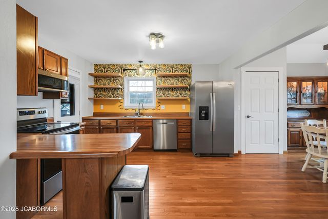 720 JOSEPH DRIVE, Jefferson City, MO 65109