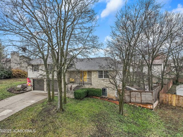 720 JOSEPH DRIVE, Jefferson City, MO 65109