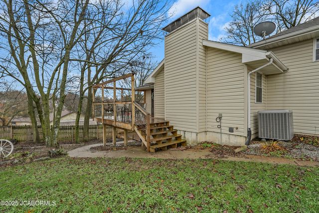 720 JOSEPH DRIVE, Jefferson City, MO 65109