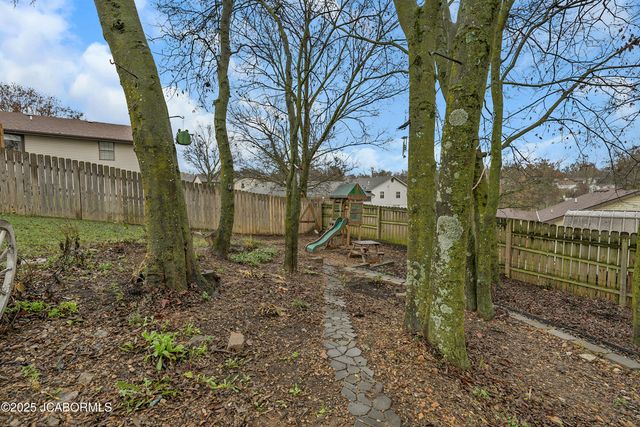 720 JOSEPH DRIVE, Jefferson City, MO 65109