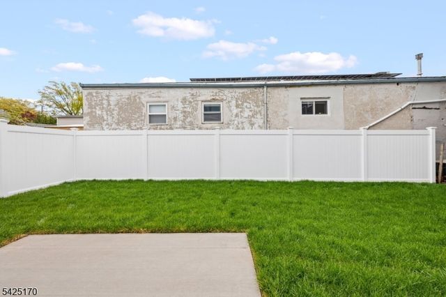 402 Rutgers Ave, Hillside Twp., NJ 07205