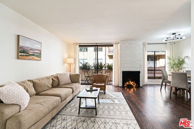 1750 Camino Palmero Street 442, Los Angeles, CA 90046