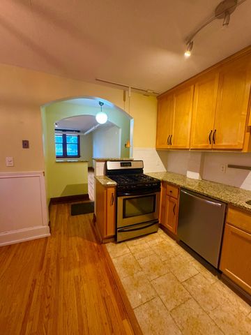 4325 Bryant Avenue S D001, Minneapolis, MN 55409
