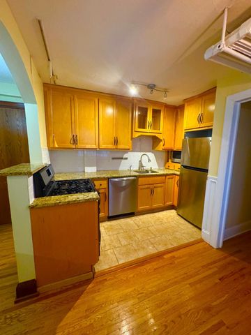 4325 Bryant Avenue S D001, Minneapolis, MN 55409