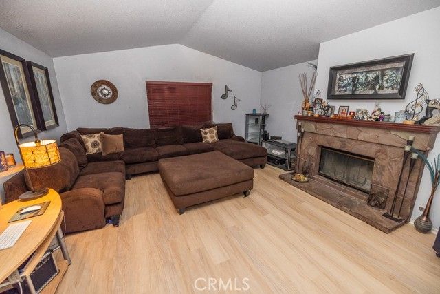 38010 San Mateo Avenue, Palmdale, CA 93551